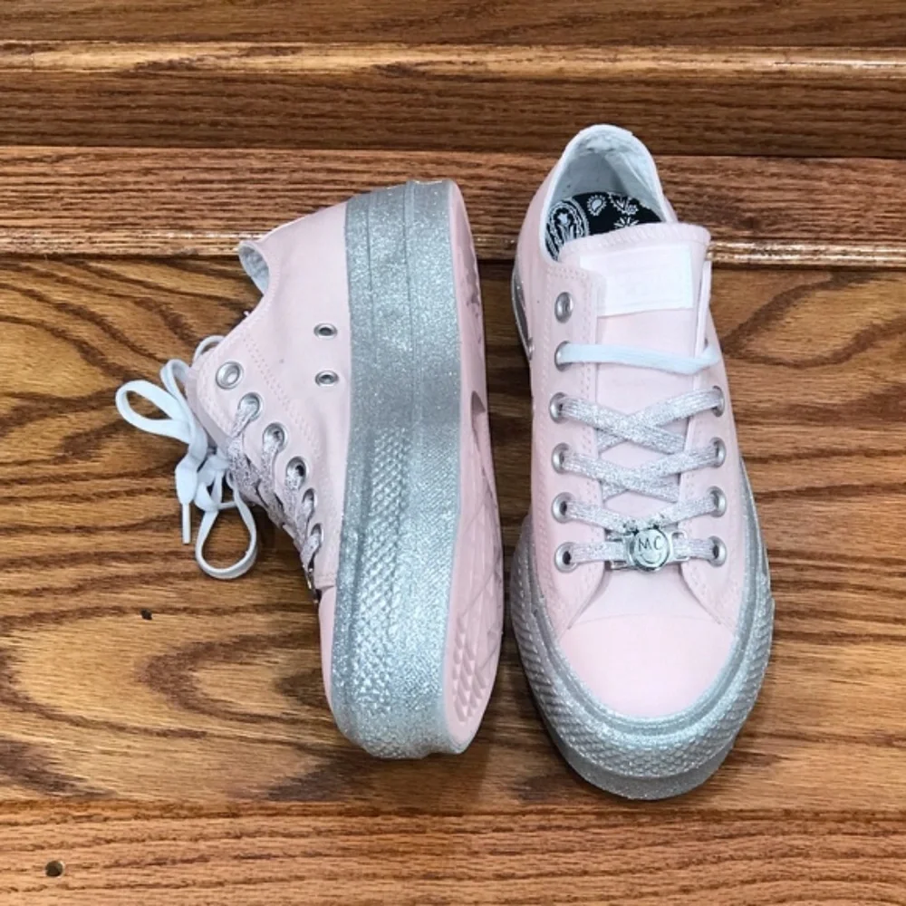 Converse X Miley Cyrus CTAS Lift Ox Pink‎ Dogwood White Silver Platform